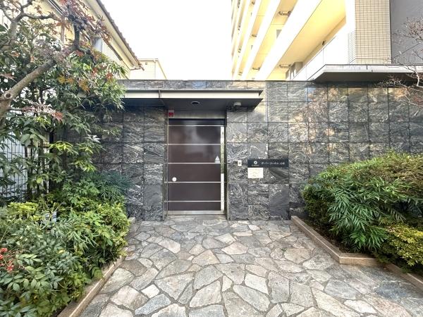 現地北東側から撮影