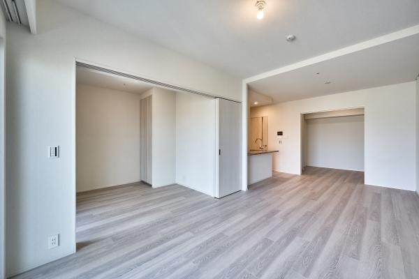 約１３．４帖のリビングダイニング