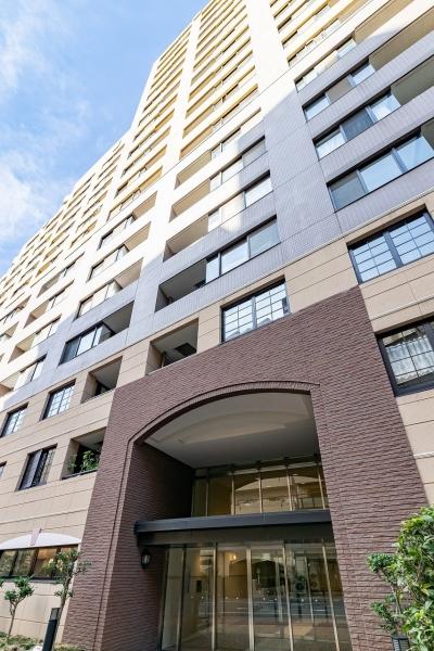 エントランス前