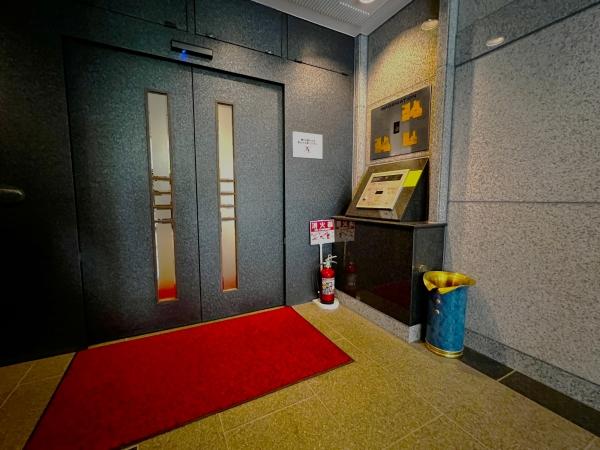 オートロック付きの風除室