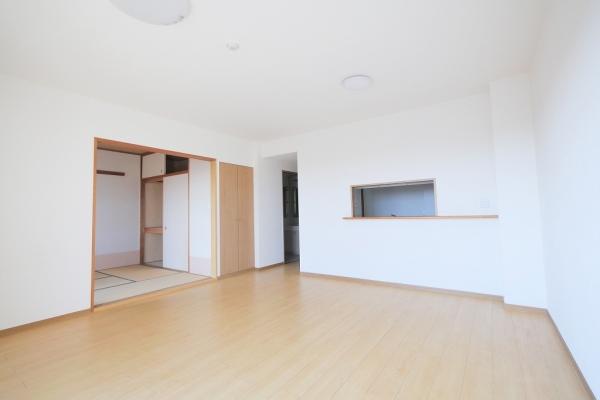 リビングダイニング