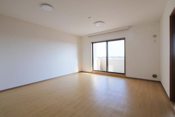 リビングダイニング