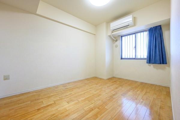 約11.2畳のリビングダイニング（CGで作成したリフォームイメージです）