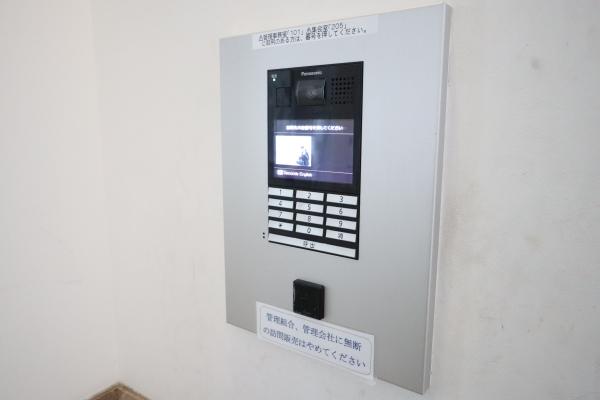 自動ドアのエントランス