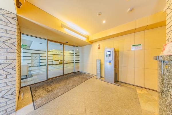 エントランス外観