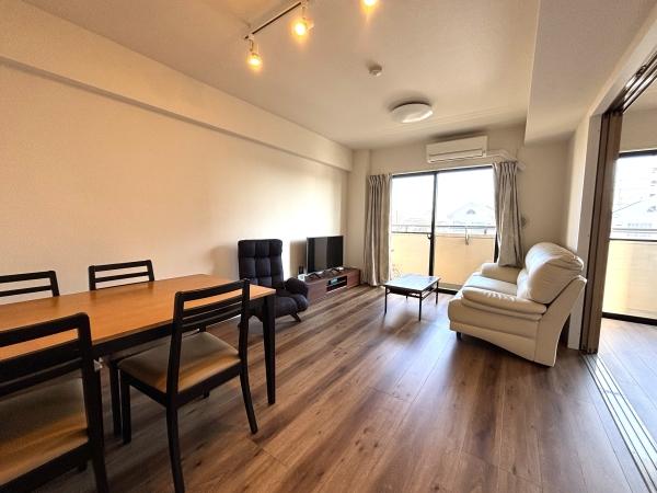 リビングダイニング