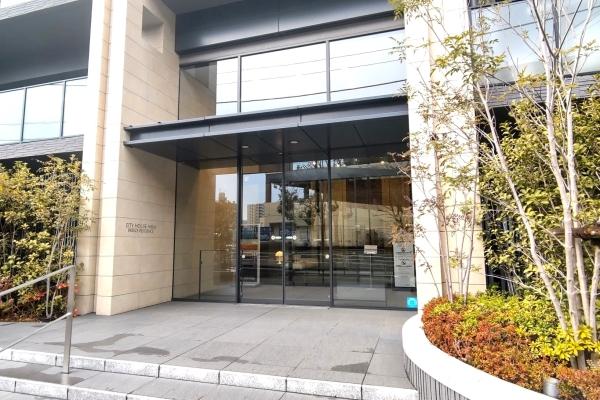 居住者を出迎えるエントランス