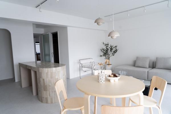 5階　南向きの開放感　光が満ちる上質リノベ空間