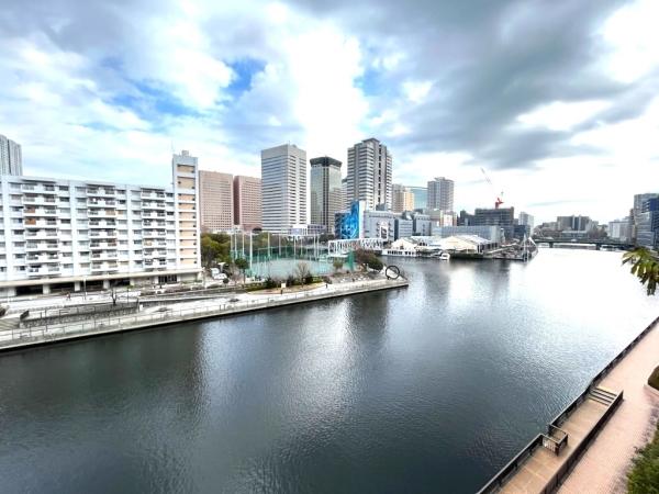 バルコニーからの眺望（眺望は永続的に保証されるものではありません）