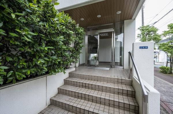 南東側バルコニーから見た南東向きの眺望