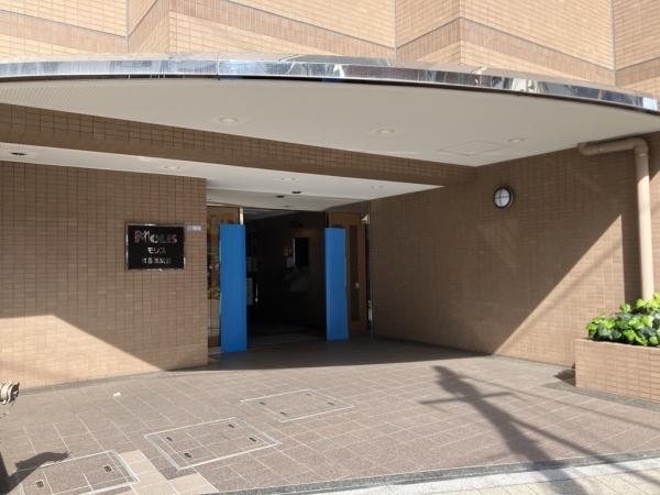 エントランス外観