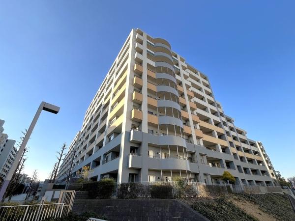 外観（東側から撮影）