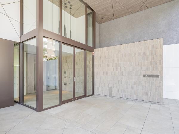 バルコニーから墨田区の花火大会が望めます（東方向撮影。永続的に保証されるものではございません）