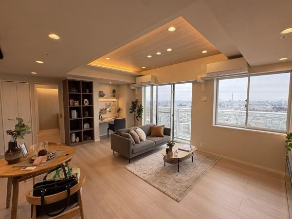 約17.8帖の広々としたリビングダイニングキッチン