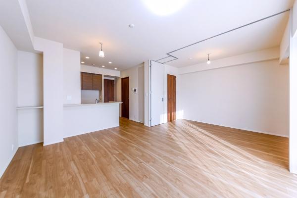 約１４．４帖のリビングダイニングキッチン