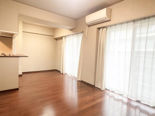 エントランス前