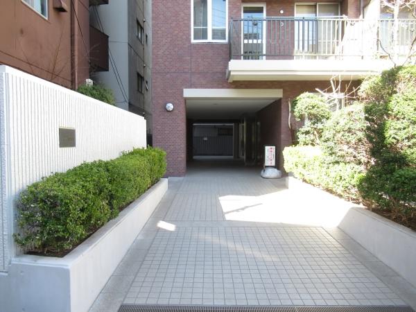 エントランスアプローチ