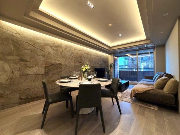 リビングダイニング