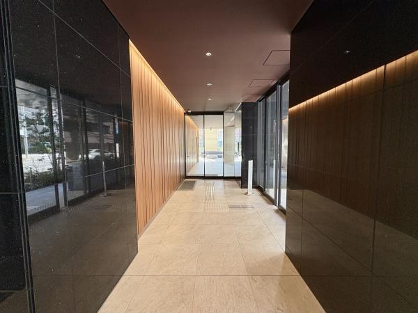 マンションエントランス