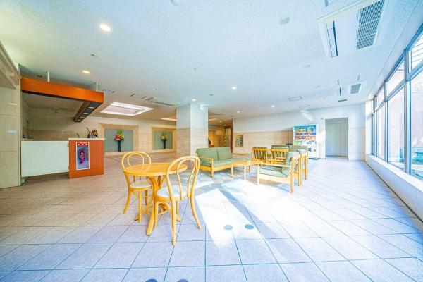 エントランス前