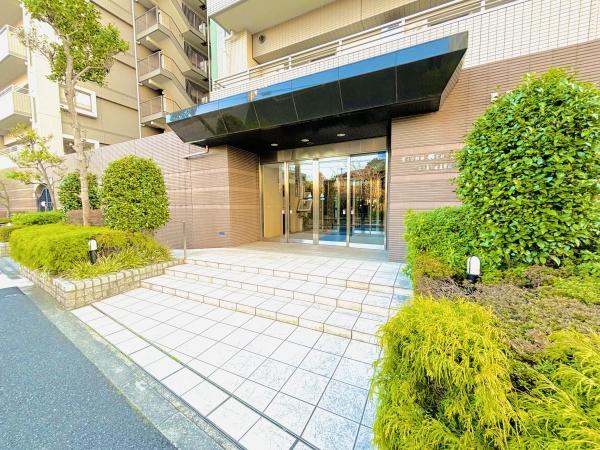 エントランスアプローチ