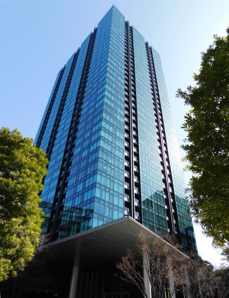 2009年6月築、総戸数501戸。再開発が進む麻布十番エリアに立地するタワーマンションです。