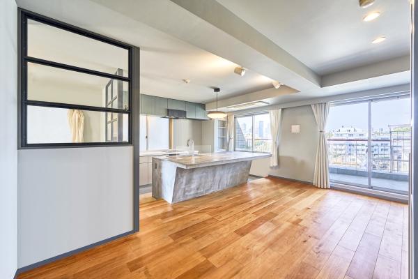 バルコニーからの眺望（眺望は永続的に保証されるものではありません）