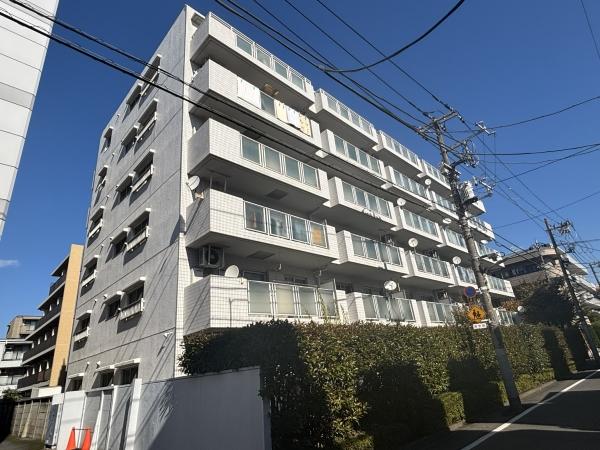 南西側から現地外観