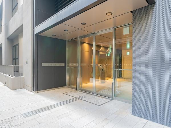 エントランスから春日駅と後楽園駅まで徒歩1分