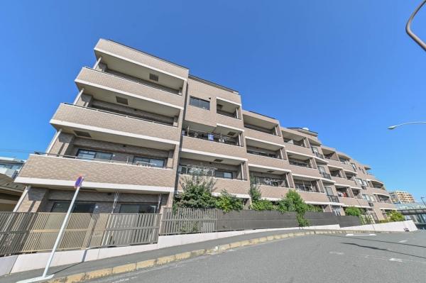 外観　地上5階建て　総戸数26戸