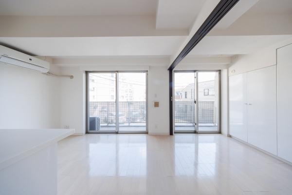 リビングダイニングキッチン・洋室