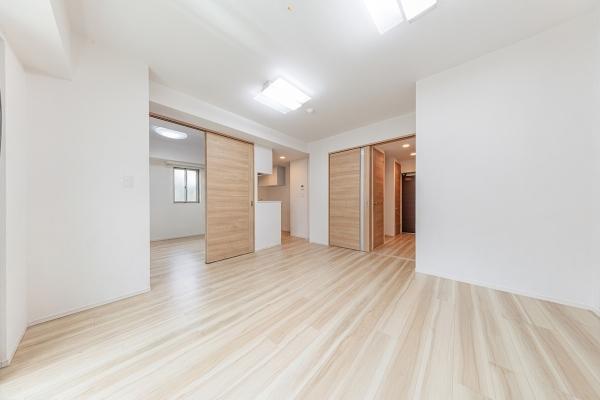 約13.6帖のLDK（ＣＧで作成したリフォームイメージです。）