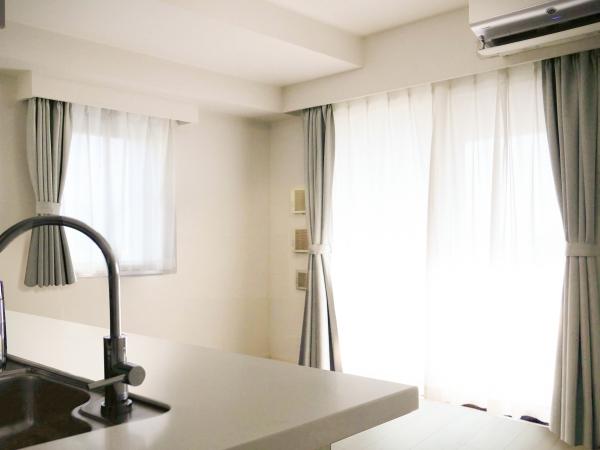 西側バルコニーからの眺望　お天気の良い日は富士山望む。眺望は永続的に保証されるものではございません
