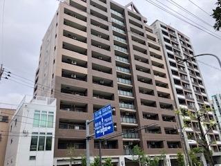 建物外観　１９９８年１１月完成　総戸数１１２戸　