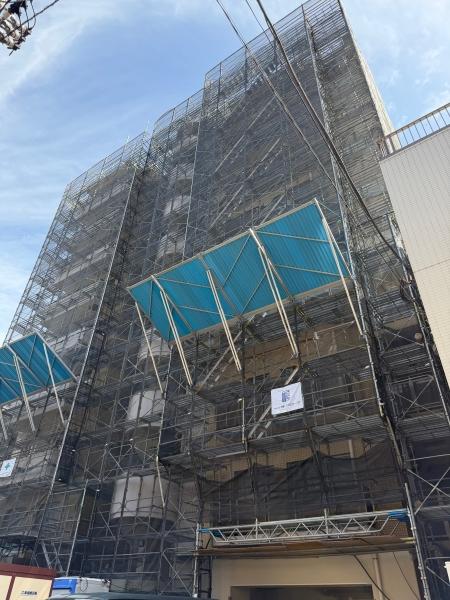 現地外観写真（大規模修繕工事実施中　2026年6月完成予定）