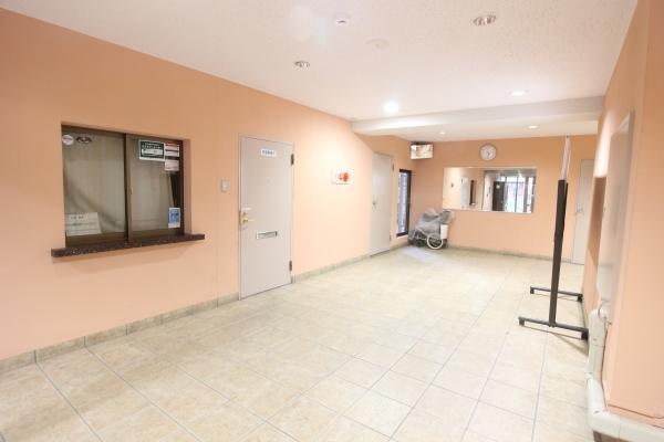 マンションエントランス