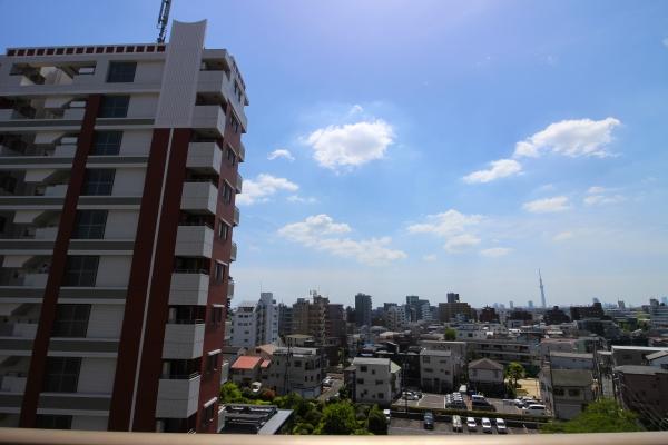 バルコニーからの眺望（眺望は永続的に保証するものではございません）