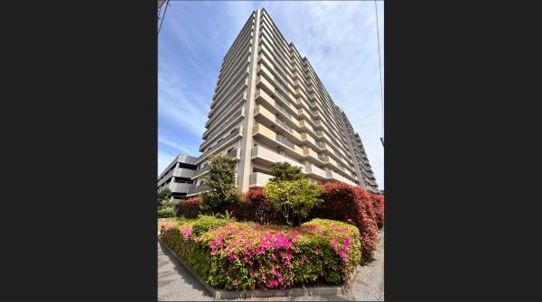 現地外観/総戸数２３６戸のビッグコミュニティ
