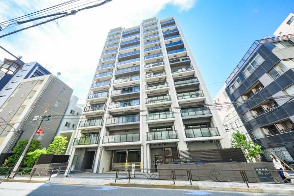 外観　2021年8月築　総戸数60戸