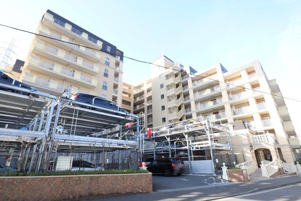 グランシティ横濱本郷台 外観