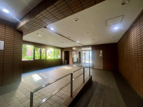 ライオンズマンション一之江弐番館 外観
