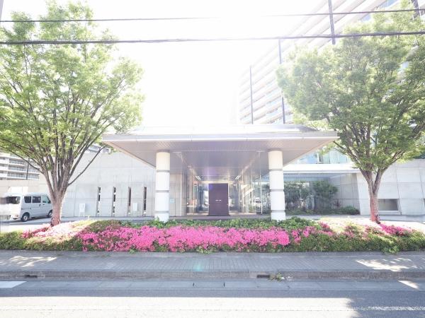 車寄せのあるエントランス