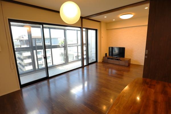 床暖房のある約１２．６帖リビングダイニング