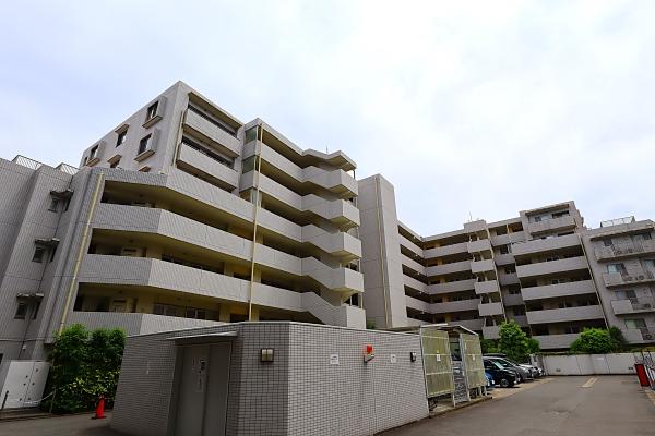 外壁タイル張り