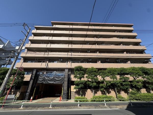 北西側外観