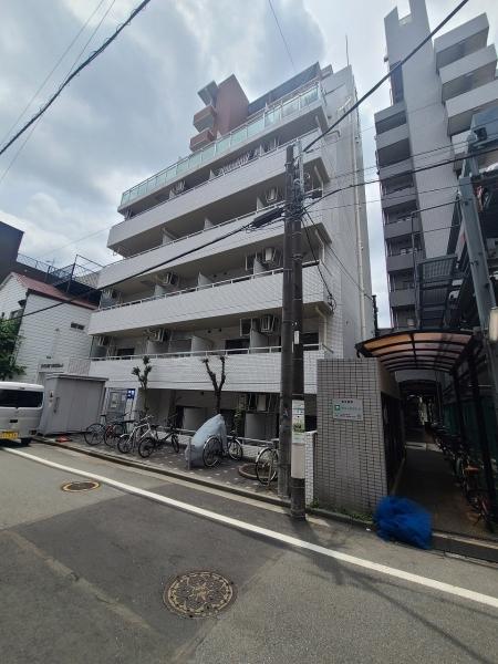 スカイコート鶯谷 外観