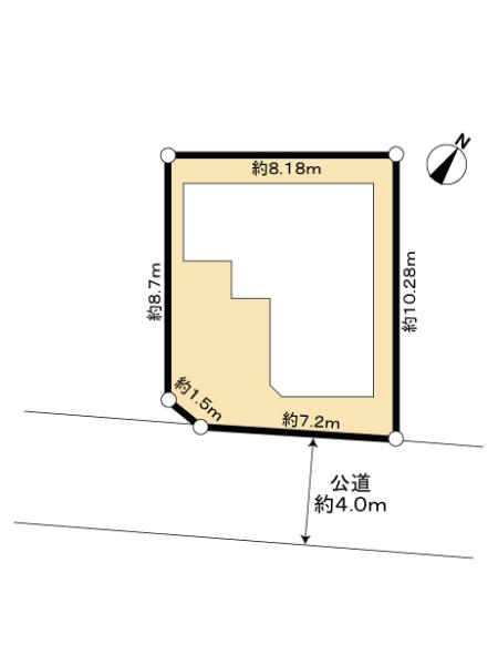 南東向き　西側は隣地通路や駐車場の為、角地形状。