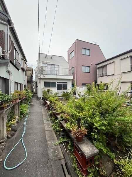 土地面積はゆとりある231.50平米(約70.02坪)です。※路地状部分：75.14平米を含む