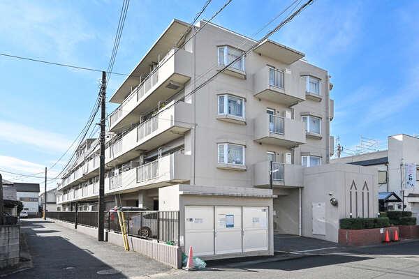 JR常磐線「馬橋」駅徒歩10分。買い物施設や小学校が身近な、ファミリーにおすすめの住環境です。