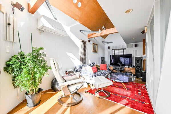 家具・調度品は販売対象には含まれません。